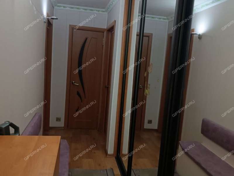 трёхкомнатная квартира на проспекте Кирова дом 16