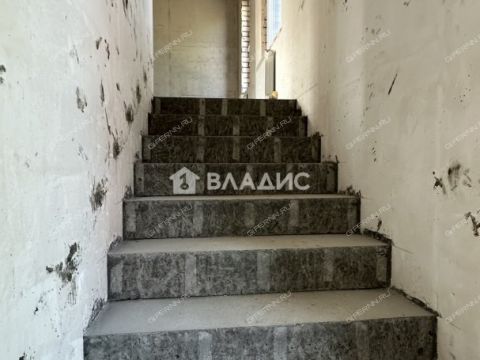 dom-rabochiy-poselok-bolshoe-kozino-balahninskiy-municipalnyy-okrug фото
