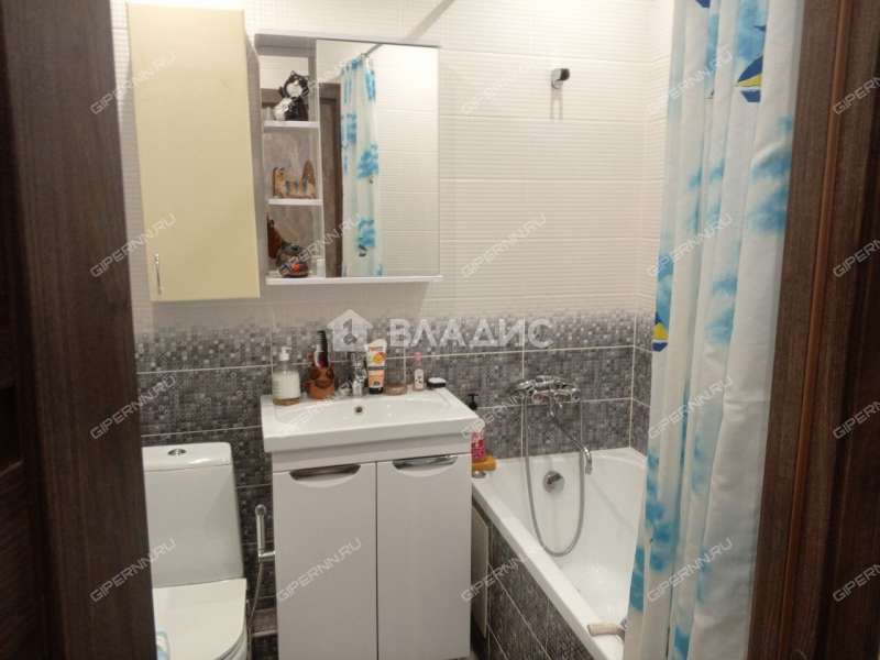 однокомнатная квартира на Волжской улице дом 42