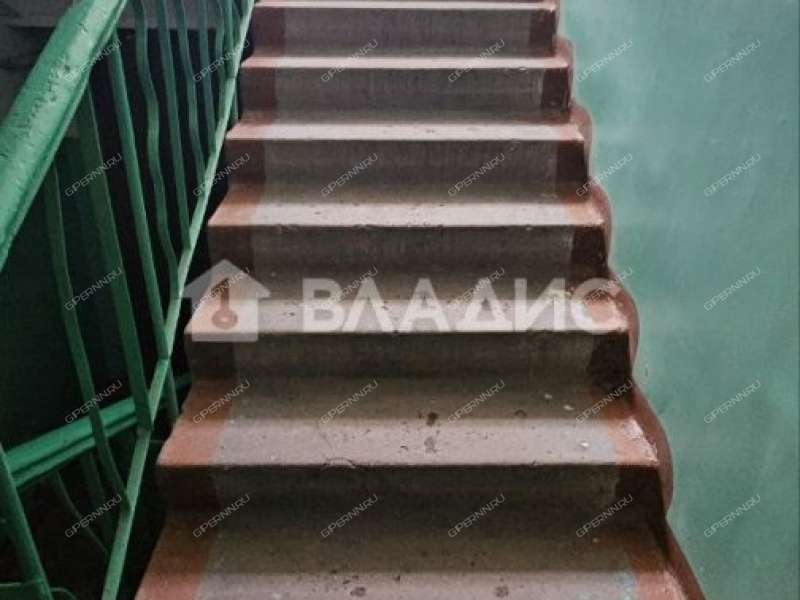 трёхкомнатная квартира на улице Героя Советского Союза Прыгунова дом 18