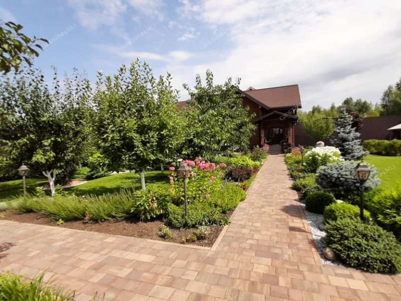 коттедж на Тростниковой улице