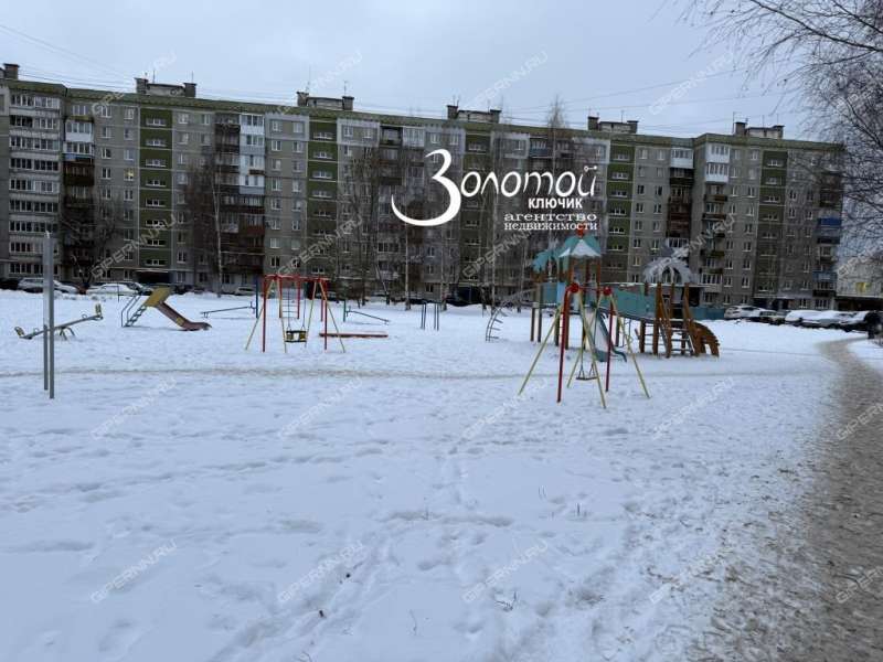 трёхкомнатная квартира на улице Челюскинцев дом 19