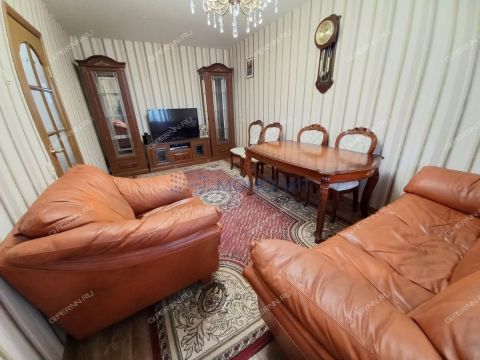 2-komnatnaya-ul-verhnepecherskaya-d-1 фото