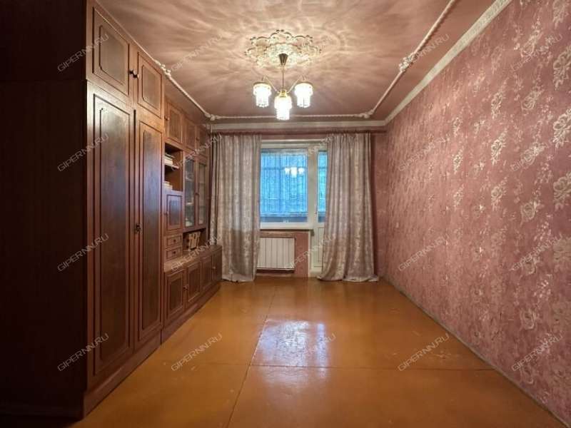 трёхкомнатная квартира на улице Строкина дом 9