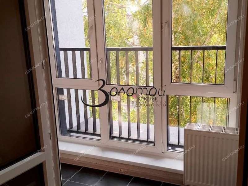 трёхкомнатная квартира на улице Дружаева дом 30