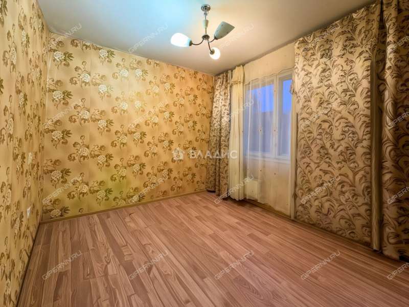 трёхкомнатная квартира на Молодёжном проспекте дом 76