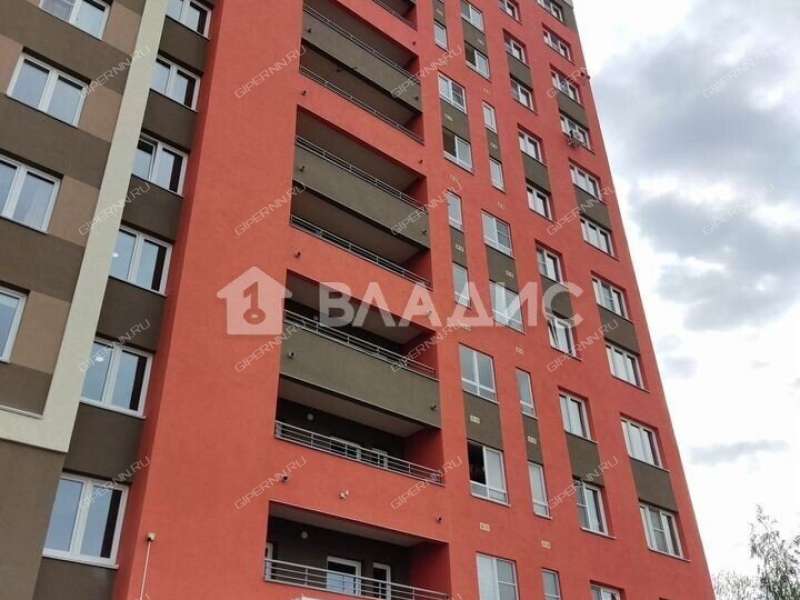 четырёхкомнатная квартира на улице Романтиков дом 1