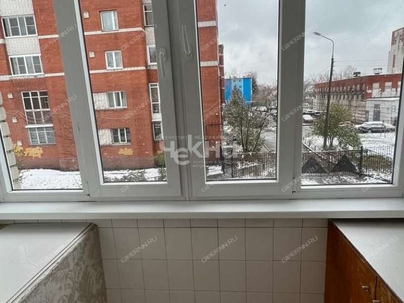 трёхкомнатная квартира на улице Радио дом 6