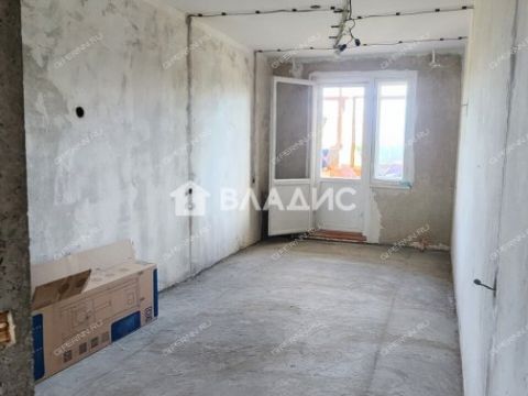 3-komnatnaya-ul-shalyapina-d-20 фото