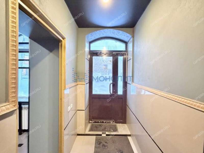 помещение под офис, торговую площадь на улице Чкалова