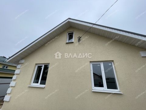 dom-poselok-pamyat-parizhskoy-kommuny-gorodskoy-okrug-bor фото