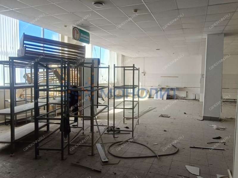 помещение под офис, торговую площадь на Путейской улице