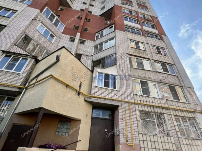 четырёхкомнатная квартира на Парковой улице дом 11 город Кстово