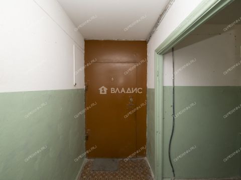 3-komnatnaya-ul-arhangelskaya-d-16 фото