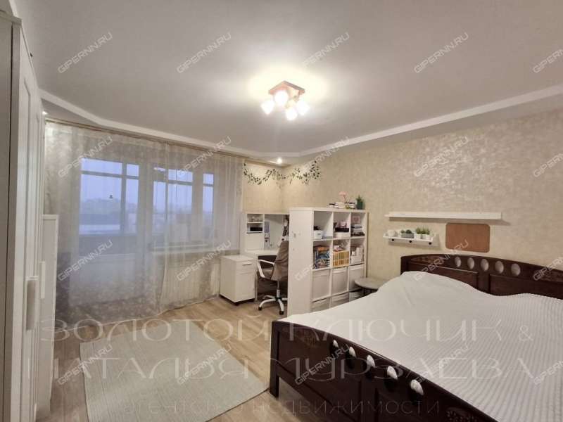 пятикомнатная квартира на улице Маршала Казакова дом 6а