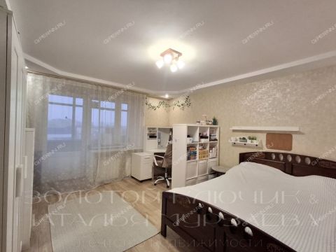 5-komnatnaya-ul-marshala-kazakova-d-6a фото