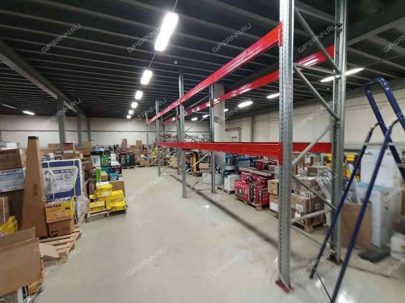 помещение под склад на Жиркомбината ш, д.8а