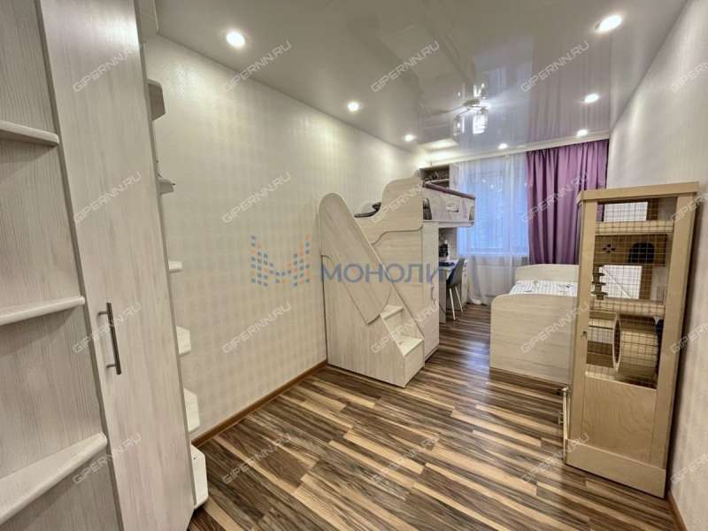 трёхкомнатная квартира на улице Белинского дом 49