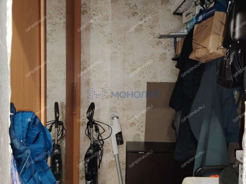 однокомнатная квартира на бульваре 60-летия Октября дом 23 к1