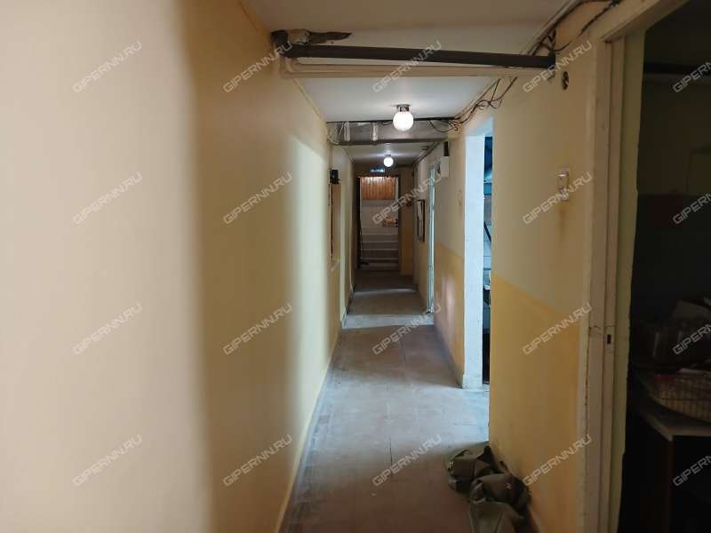 здание под торговую площадь, недвижимость под медицинские учреждения на Горной улице