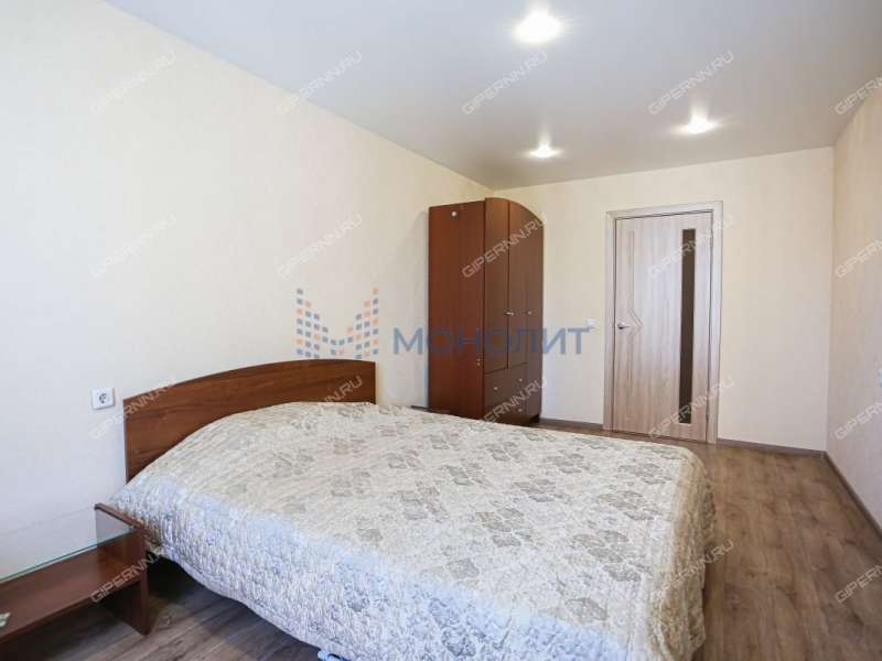 трёхкомнатная квартира на Окской улице дом 1