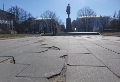 Хроническая проблема. Центр Нижнего Новгорода снова покрыт разбитой плиткой