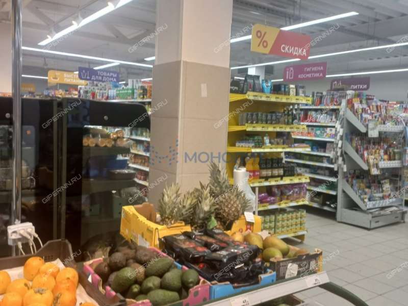 здание под торговую площадь в деревне Кузнечиха