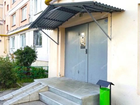 2-komnatnaya-ul-dekabristov-d-9-k1 фото