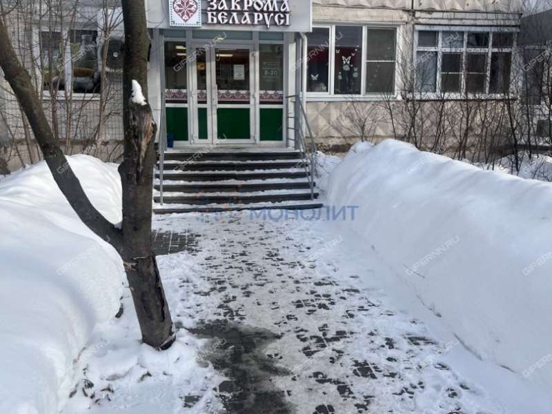 помещение под помещение свободного назначения, торговую площадь на улице Буревестника