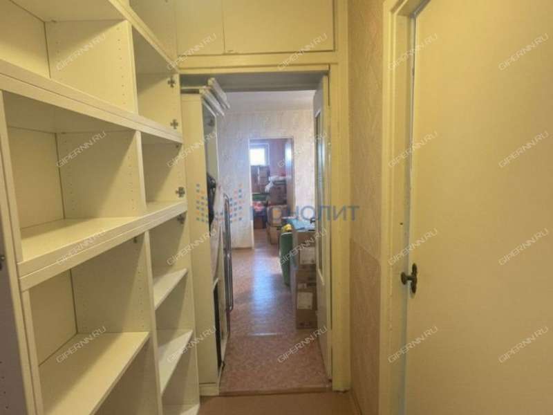 четырёхкомнатная квартира на улице Бутлерова дом 38Б город Дзержинск