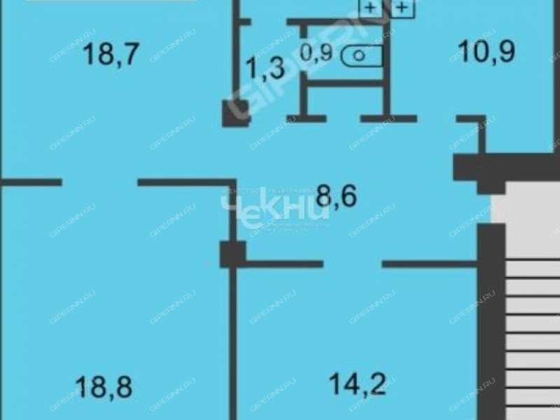 трёхкомнатная квартира на улице Героя Безрукова дом 8