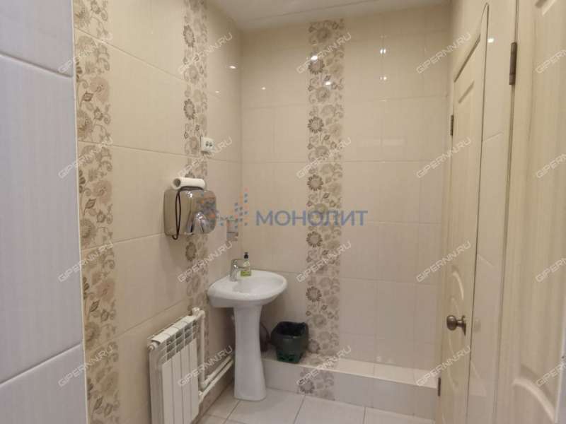 помещение под офис, торговую площадь на улице Богдановича