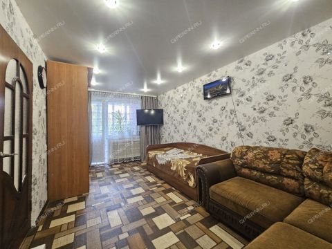 2-komnatnaya-ul-strokina-d-3a фото