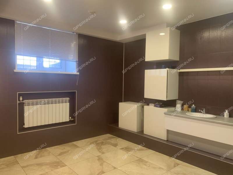 помещение под помещение свободного назначения на проспекте Победы город Кстово