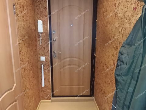 3-komnatnaya-ul-ivana-chugurina-d-3 фото