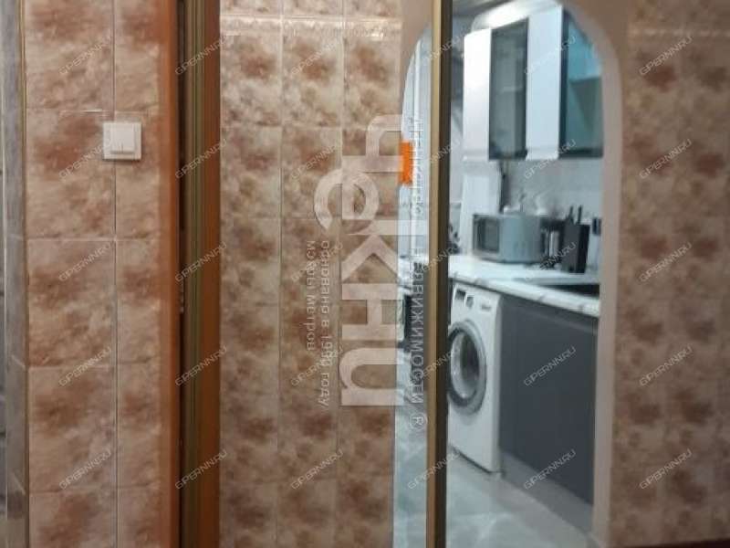 четырёхкомнатная квартира на улице Родионова дом 180/1