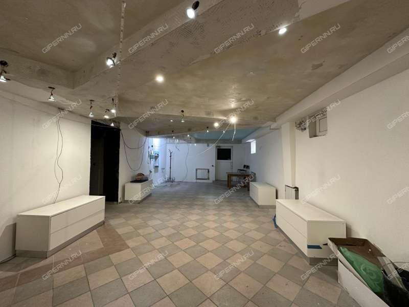 помещение под помещение свободного назначения на проспекте Победы город Кстово