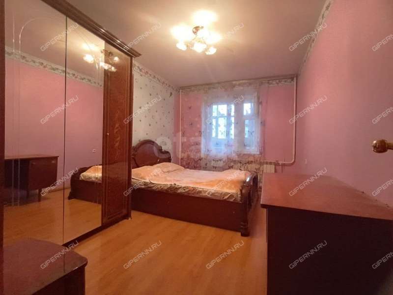 трёхкомнатная квартира на Кузнечихинской улице дом 37