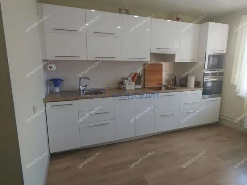 трёхкомнатная квартира на Южном бульваре дом 1