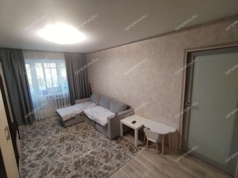 двухкомнатная квартира на Школьной улице дом 20 посёлок Ждановский