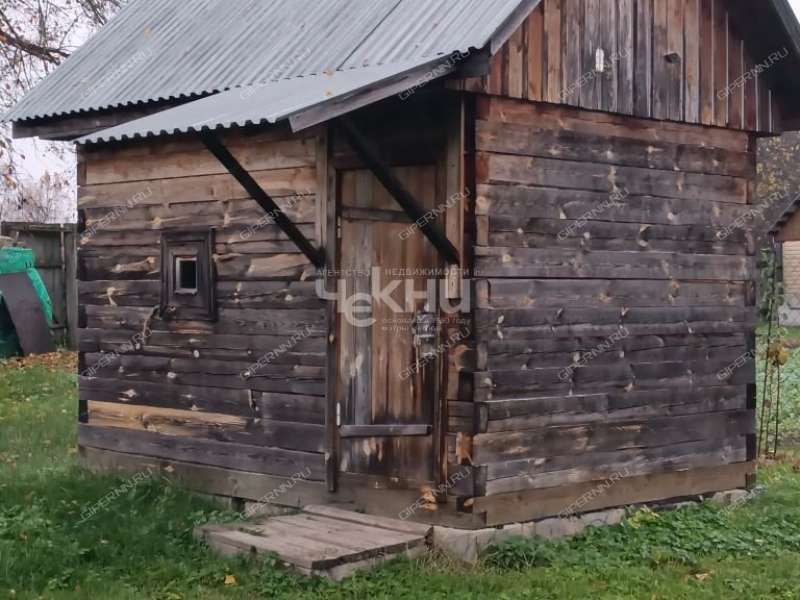 дом на Прудовой улице деревня Выболово