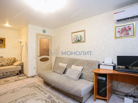 1-komnatnaya-ul-oktyabrskoy-revolyucii-d-74 фото