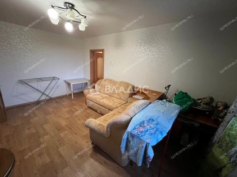 2-komnatnaya-ul-golubeva-d-8-k1 фото