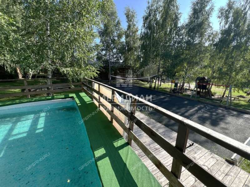 здание под коммерческую недвижимость на Альпийская село Шава