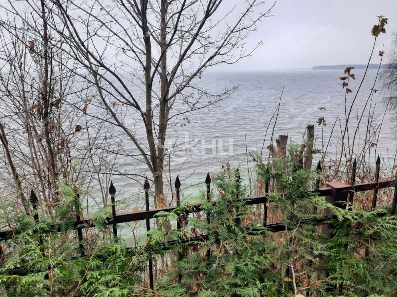 дом на  деревня Климотино