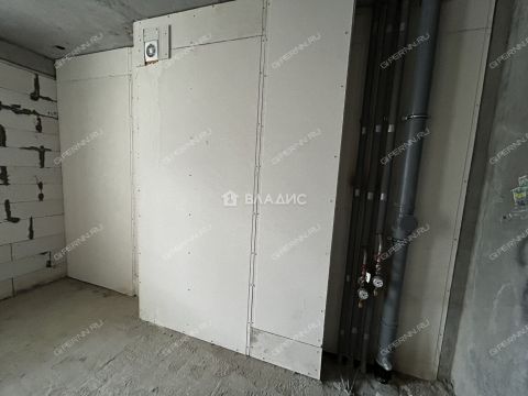 3-komnatnaya-ul-osharskaya-d-98-k1 фото