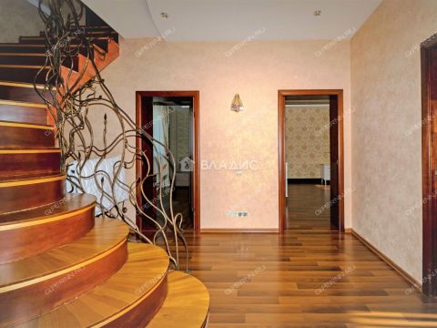 dom-derevnya-koposovo-ul-akademika-vavilova-d-141 фото