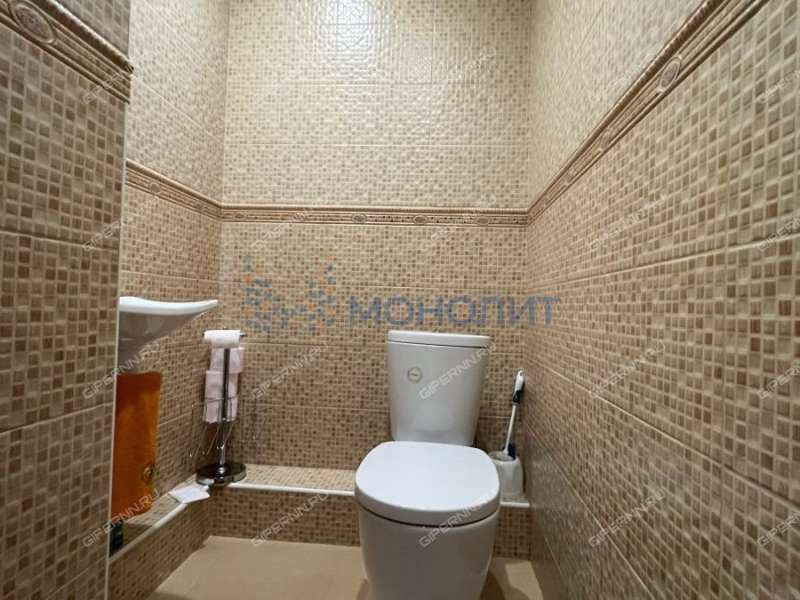 трёхкомнатная квартира на Волжской набережной дом 21