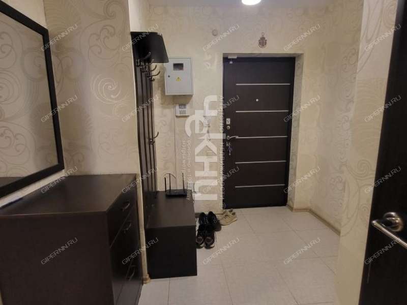 трёхкомнатная квартира на улице Сергея Акимова дом 25а