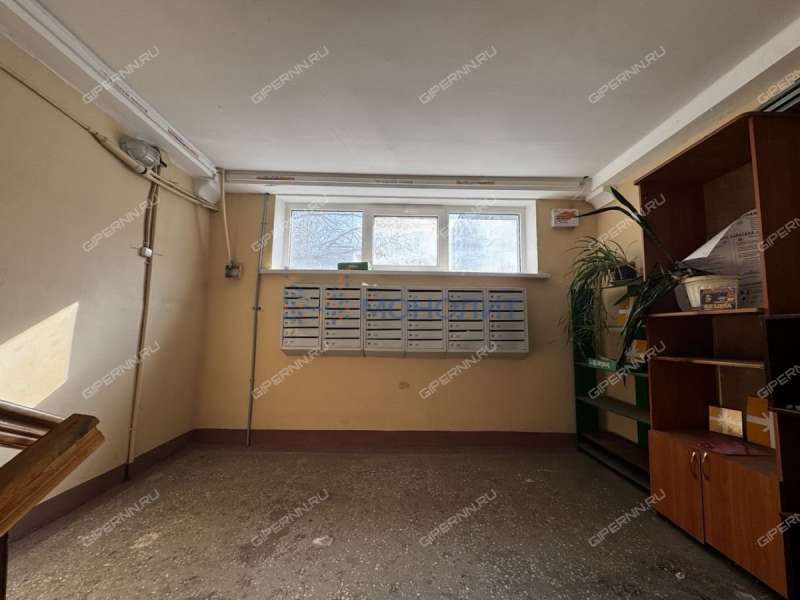 трёхкомнатная квартира на улице Тропинина дом 16